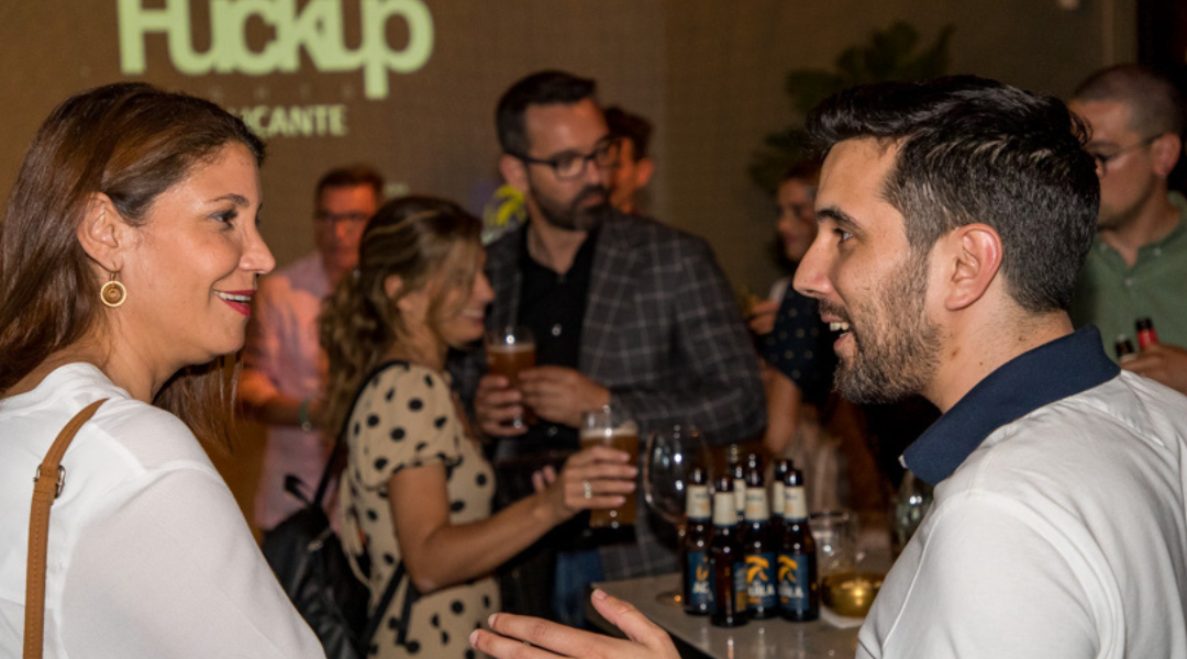 La segunda edición de las Fuckup Nights de El Círculo reúne a más de 200 directivos en un evento fresco y dinámico que desmitifica el fracaso